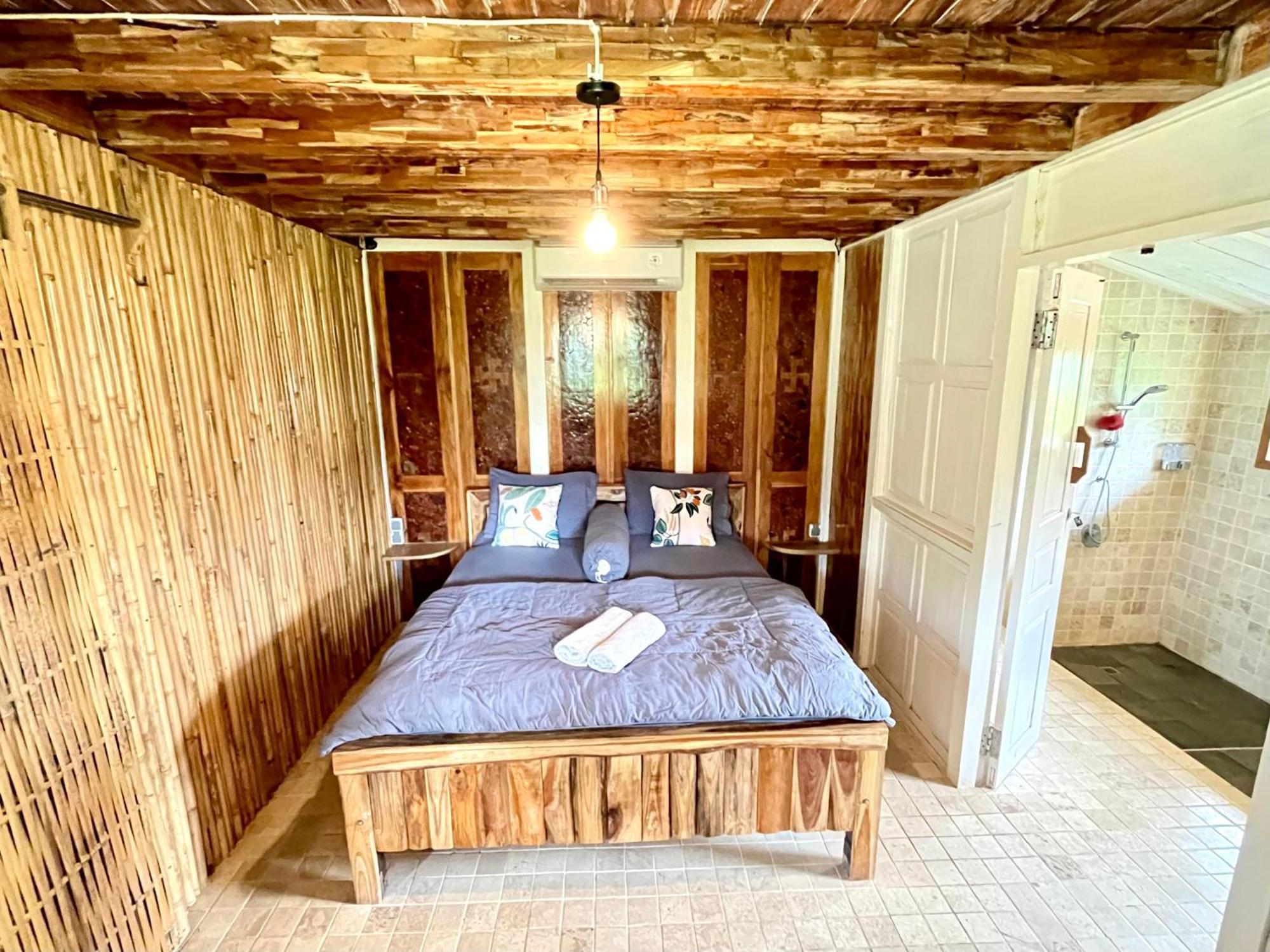 Pondok Is Oke Villa Scenic View Баньюванги Экстерьер фото